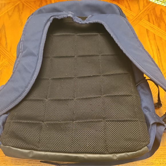Nike‎ Backpack - Picture 2 of 6